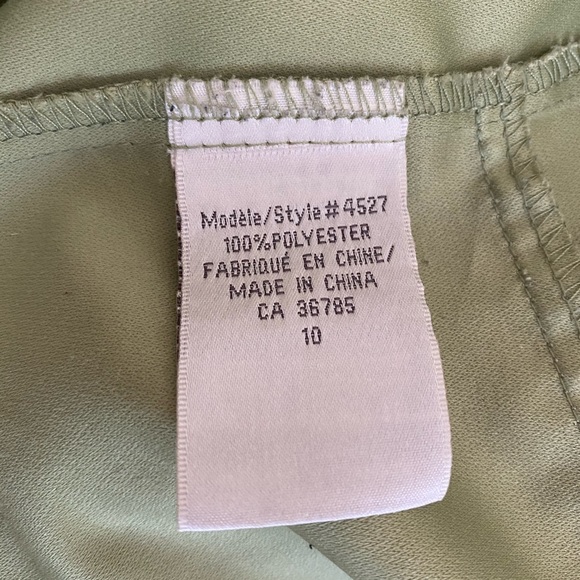 SOLD!! CUTE green zip up blazer - Picture 6 of 7